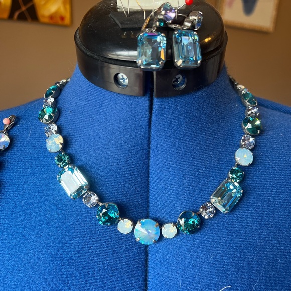 SOLD Blue Sorrelli Set - Picture 8 of 10